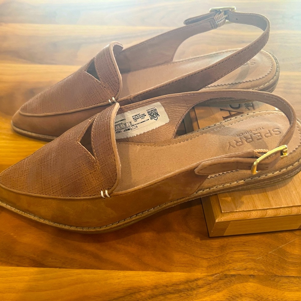 Sperry Brown Flats & Loafers